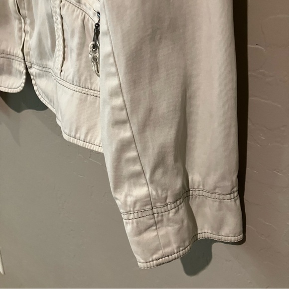 LOFT Ann Taylor Women's Cream Bomber Jacket Size 8 - Picture 5 of 16